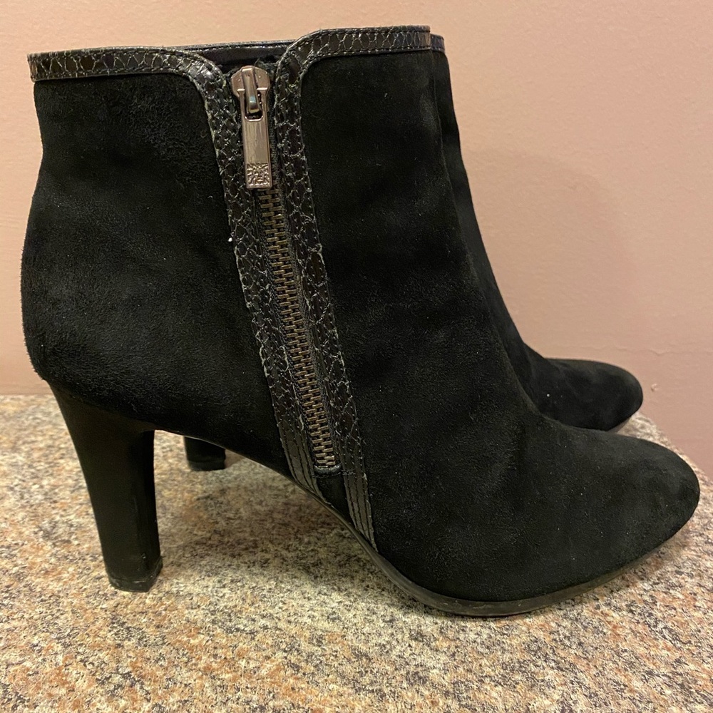 Anne Klein Black Leather Ankle Booties - Size 10
